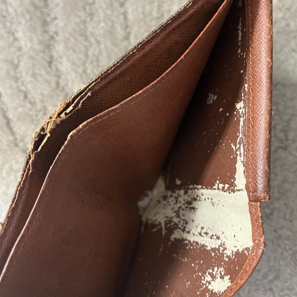 Vintage Louis Vuitton Monogram Canvas Bifold Wallet w/ Snap Pocket Coin Pouch - Picture 9 of 13